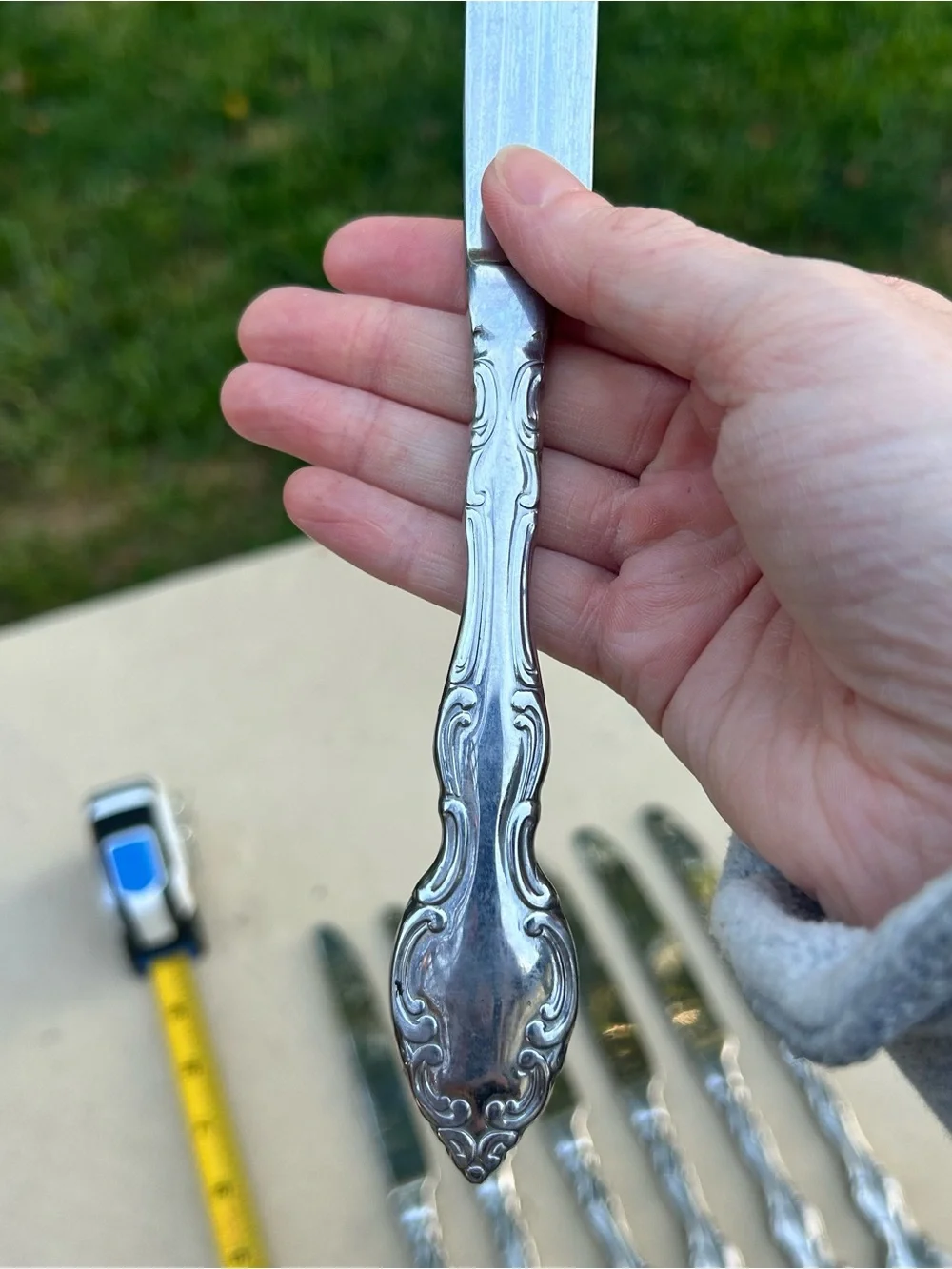 Oneida Mikayla Stainless Steel Set of 7 Dinner Knives